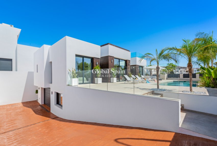 Venta - VILLA -
EL CAMPELLO - El Amerador