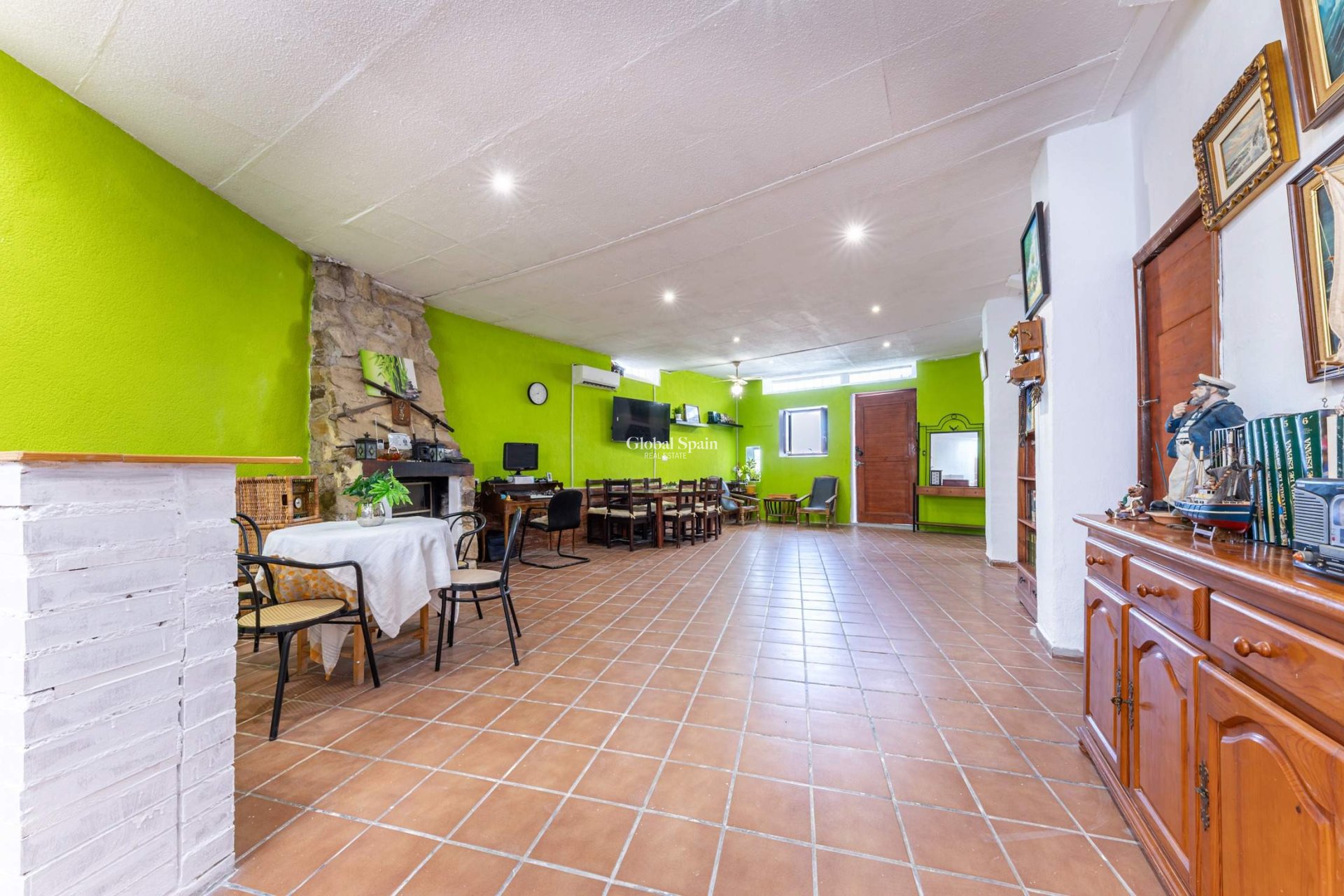 Venta - VILLA -
EL CAMPELLO - Pueblo Acantilado - Lanuza