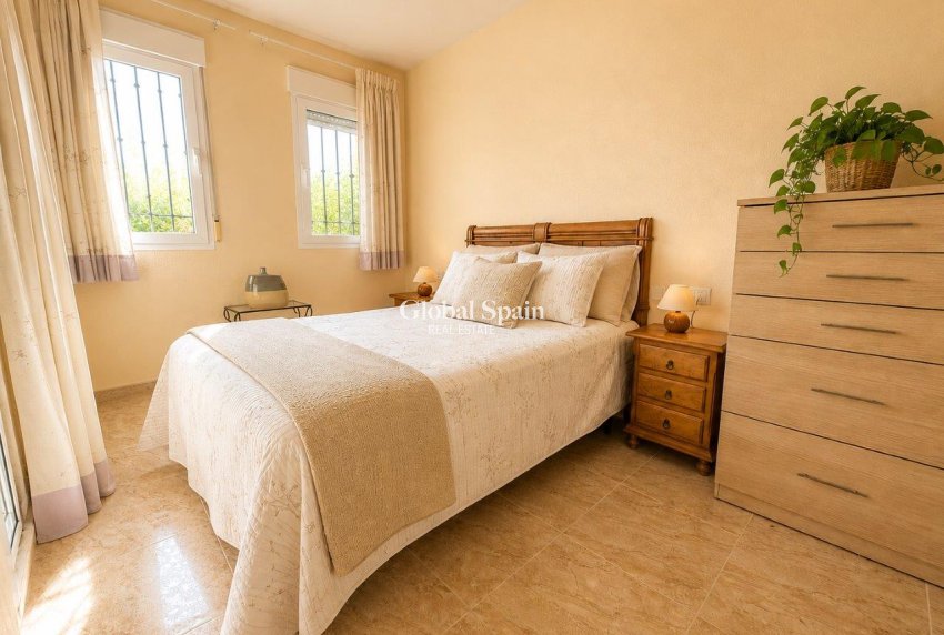 Venta - VILLA -
El Carmoli - Costa Calida