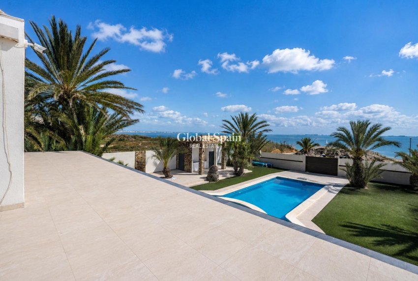 Venta - VILLA -
EL Carmoli Los Urrutias