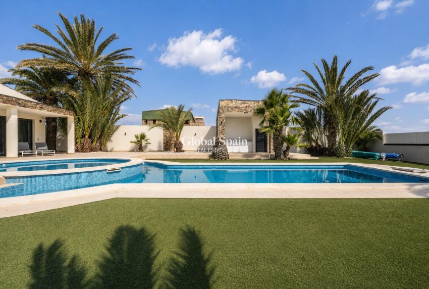 Venta - VILLA -
EL Carmoli Los Urrutias