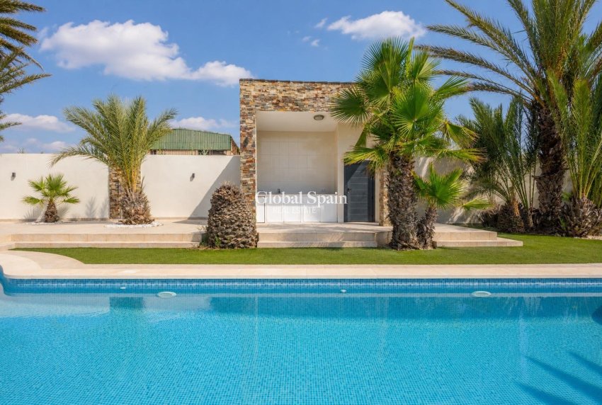 Venta - VILLA -
EL Carmoli Los Urrutias