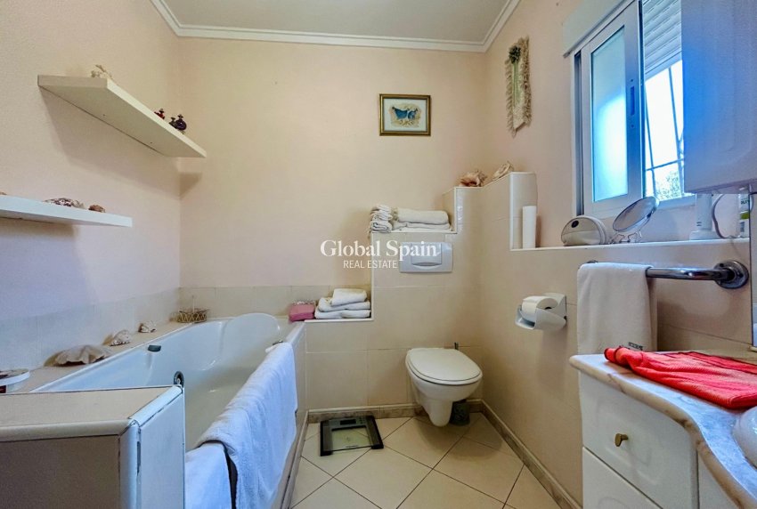 Venta - VILLA -
EL CHAPARRAL - Inland