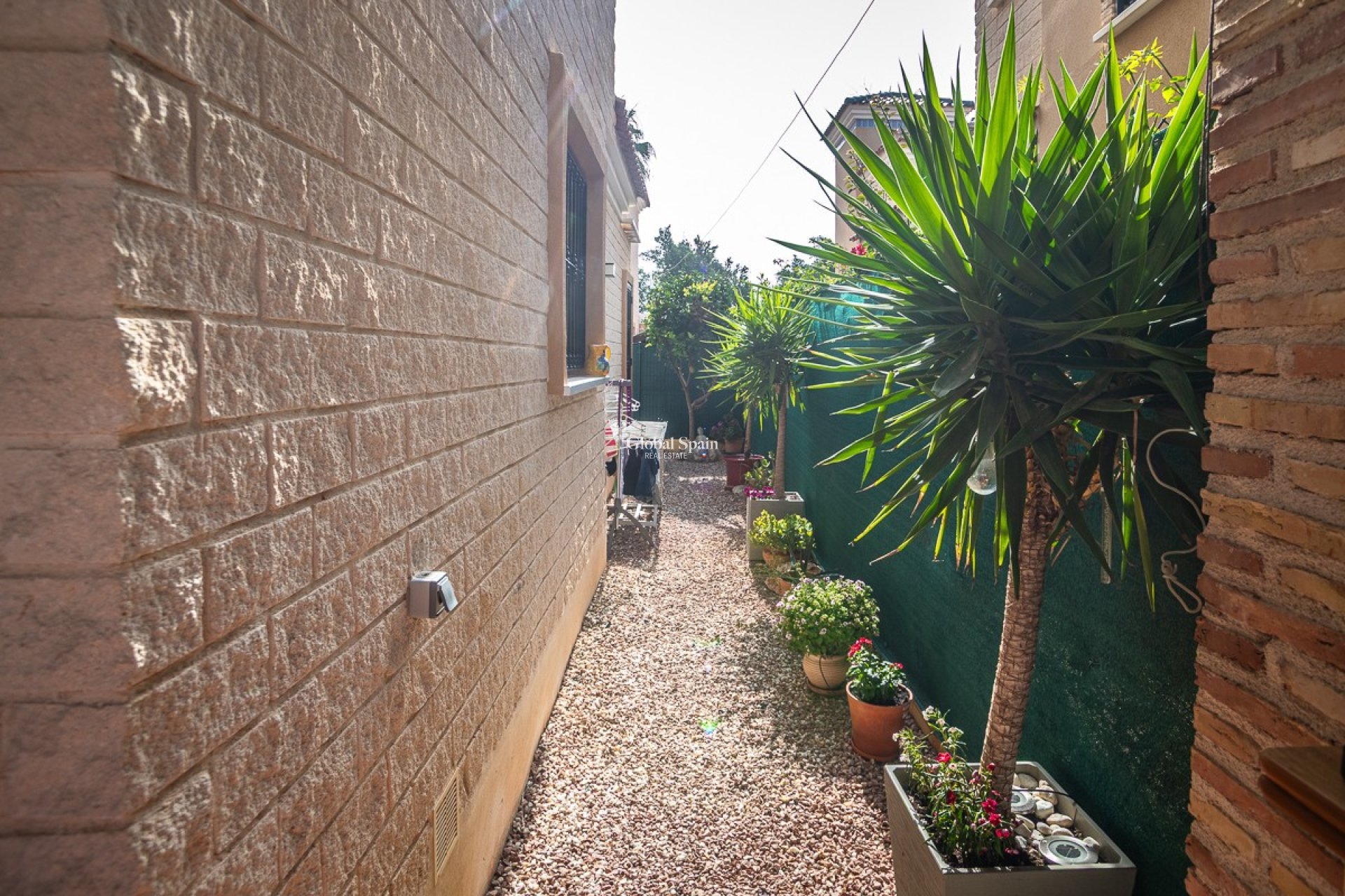 Venta - Villa -
EL RASO