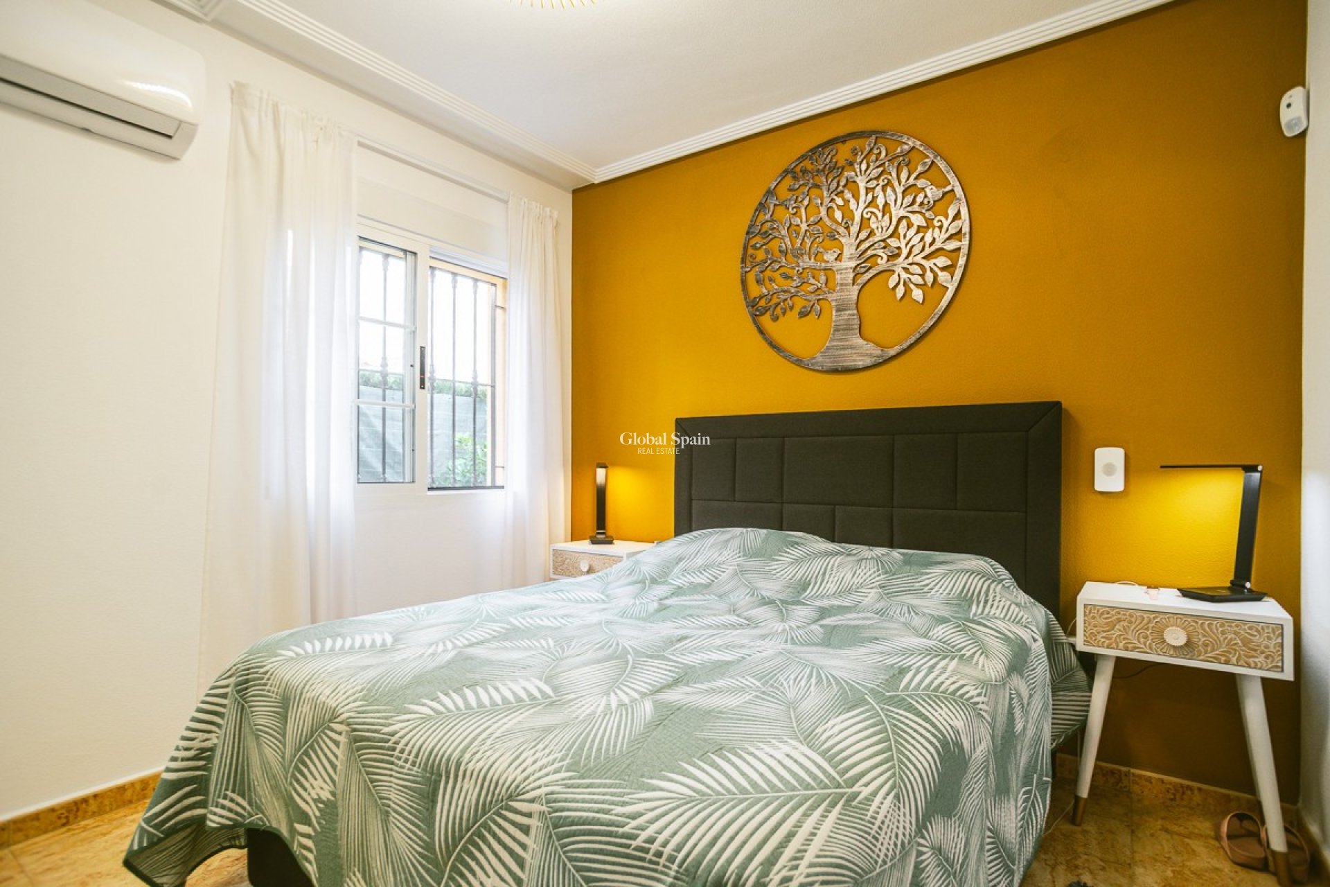 Venta - Villa -
EL RASO