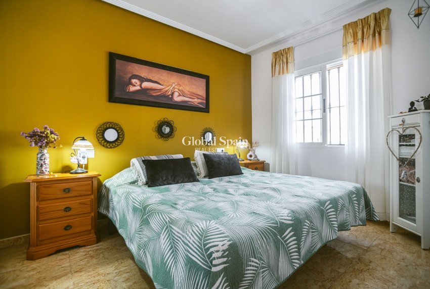 Venta - Villa -
EL RASO