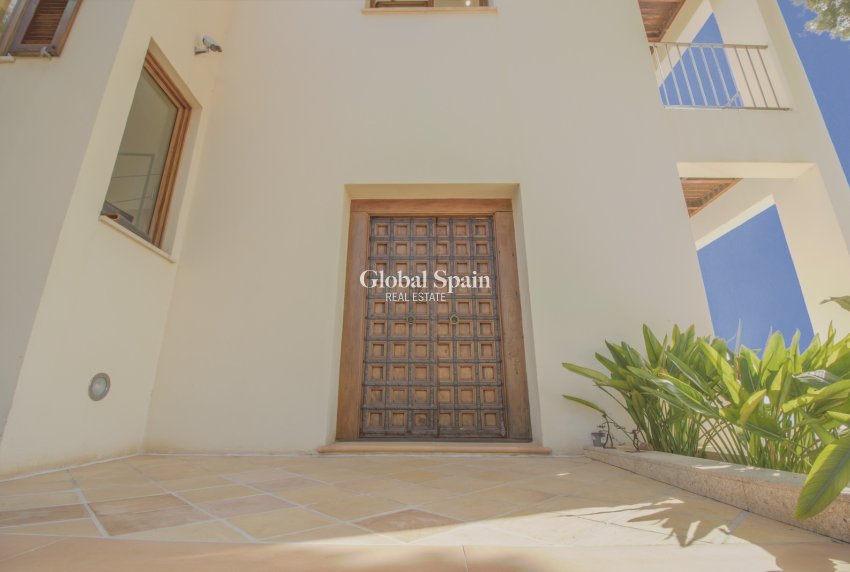 Venta - Villa -
El Terreno - optional location detail