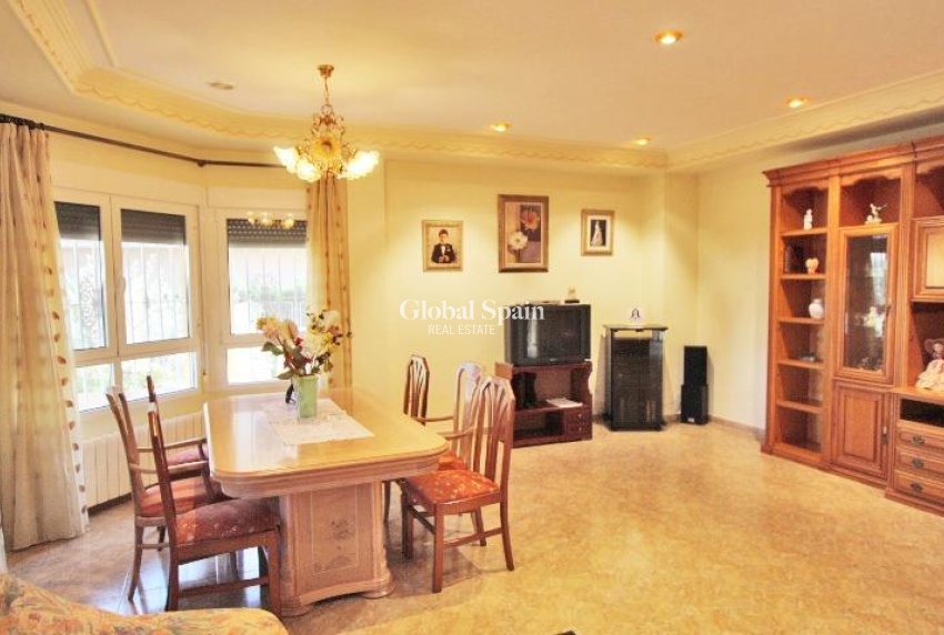 Venta - VILLA -
ELCHE - Altabix