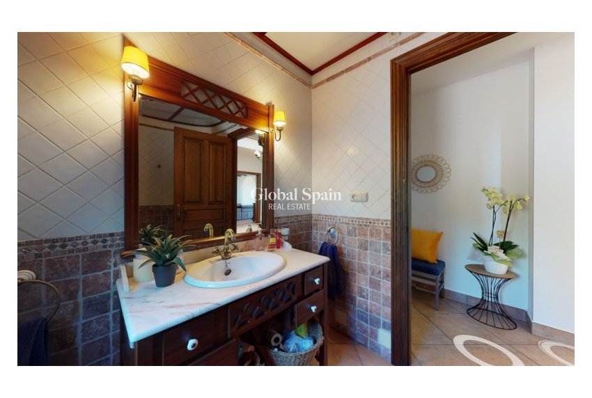 Venta - VILLA -
ELCHE - Costa Blanca