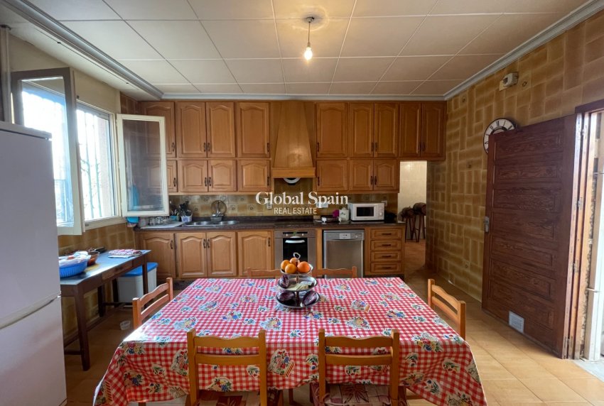 Venta - VILLA -
ELCHE - Costa Blanca