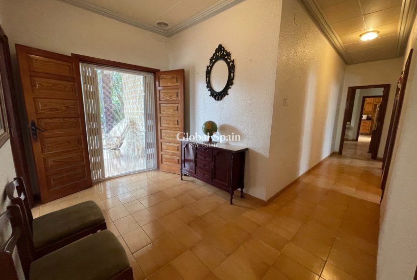 Venta - VILLA -
ELCHE - Costa Blanca