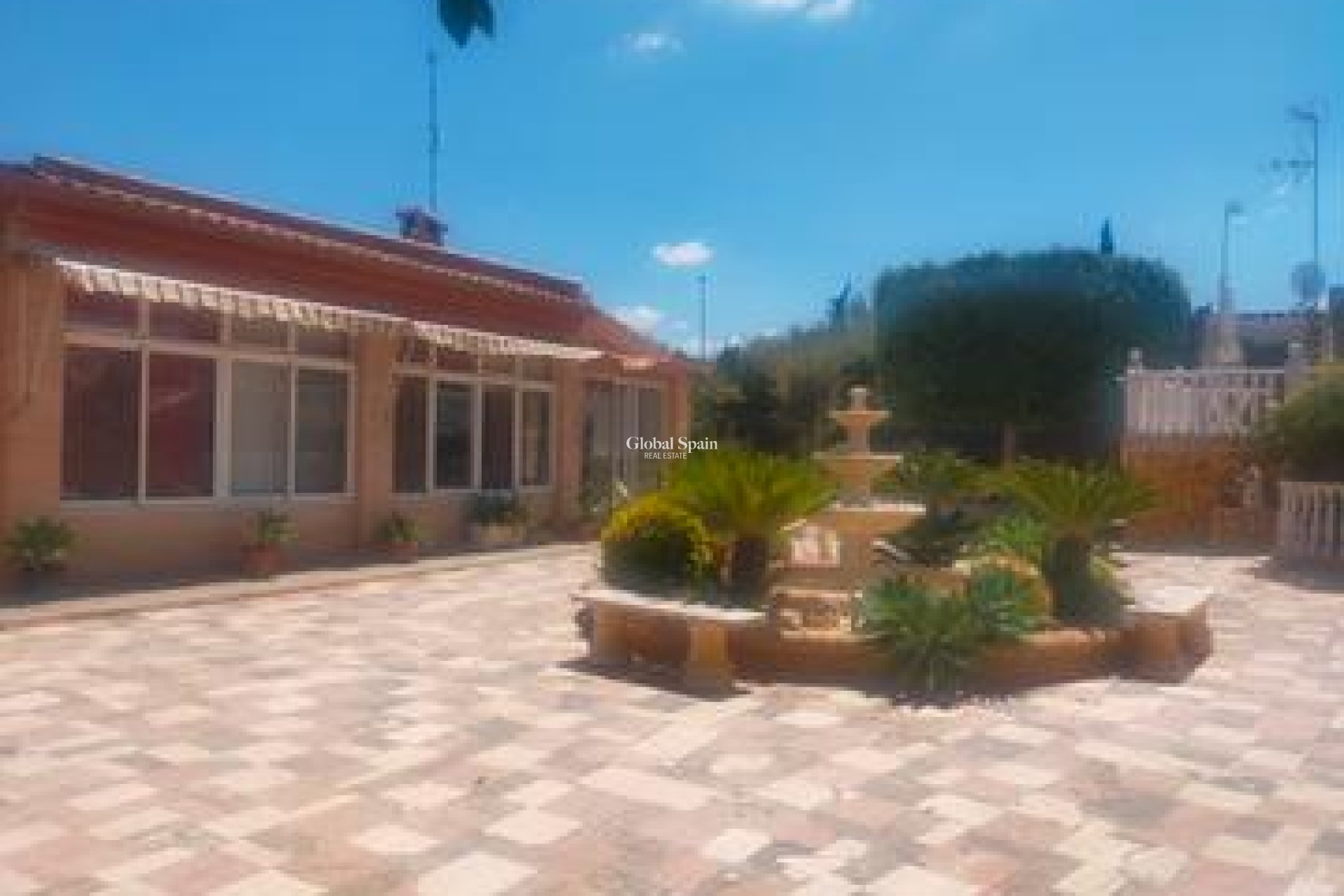 Venta - VILLA -
ELCHE - Costa Blanca