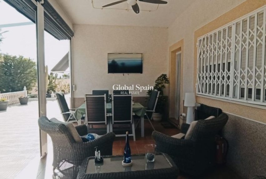 Venta - VILLA -
ELCHE - Costa Blanca