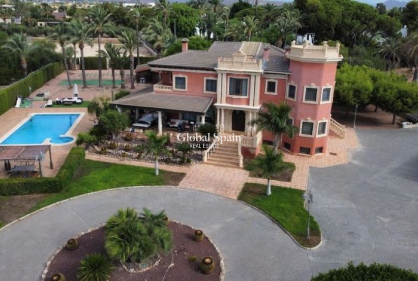 Venta - VILLA -
ELCHE - Costa Blanca