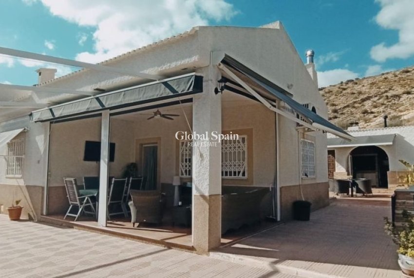 Venta - VILLA -
ELCHE - Costa Blanca