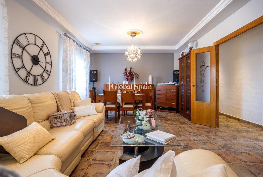 Venta - VILLA -
ELCHE - Costa Blanca