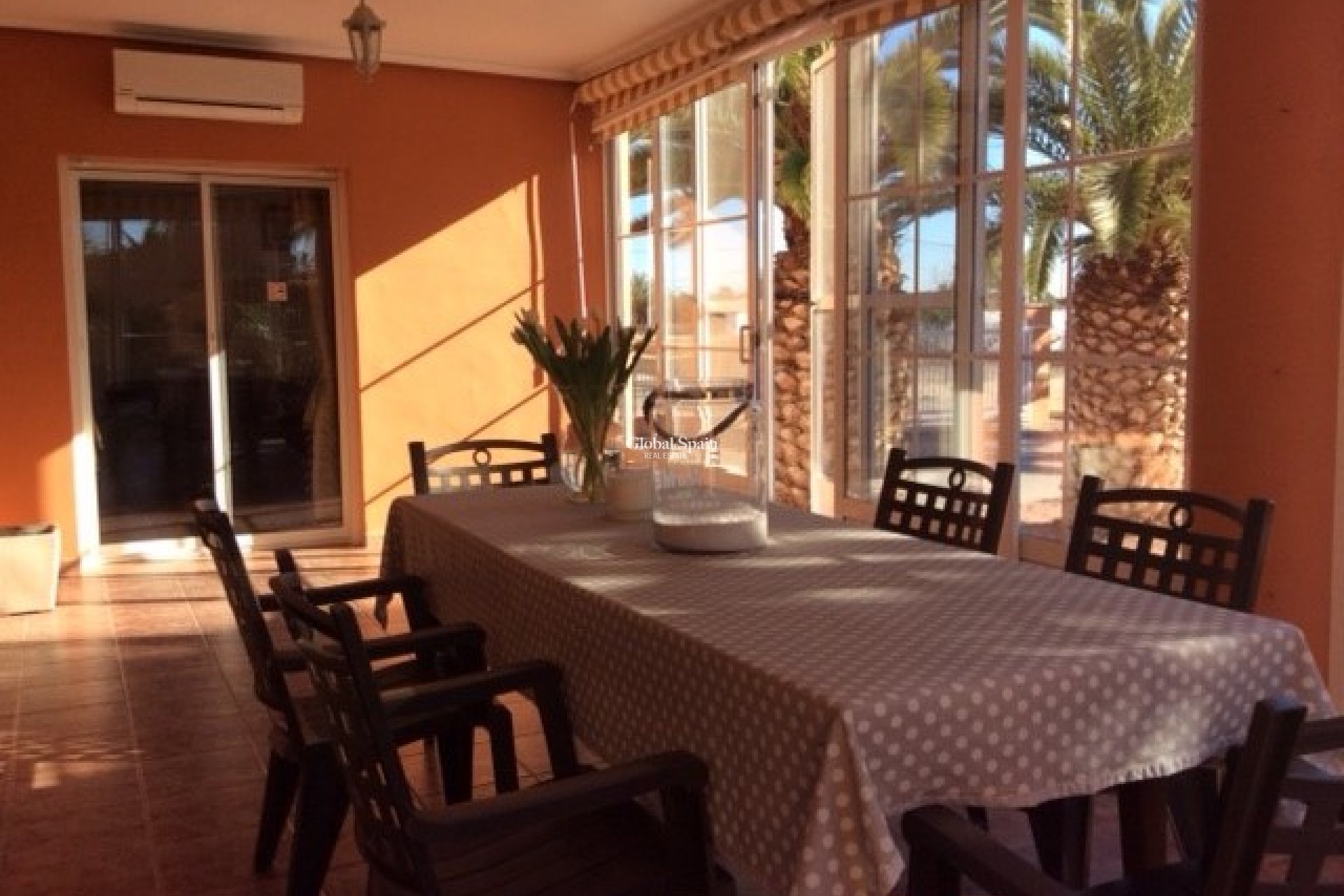 Venta - VILLA -
ELCHE