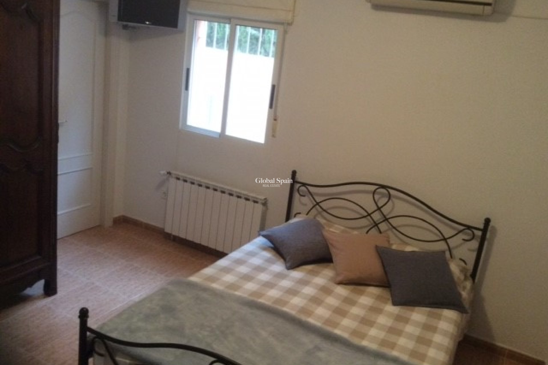 Venta - VILLA -
ELCHE