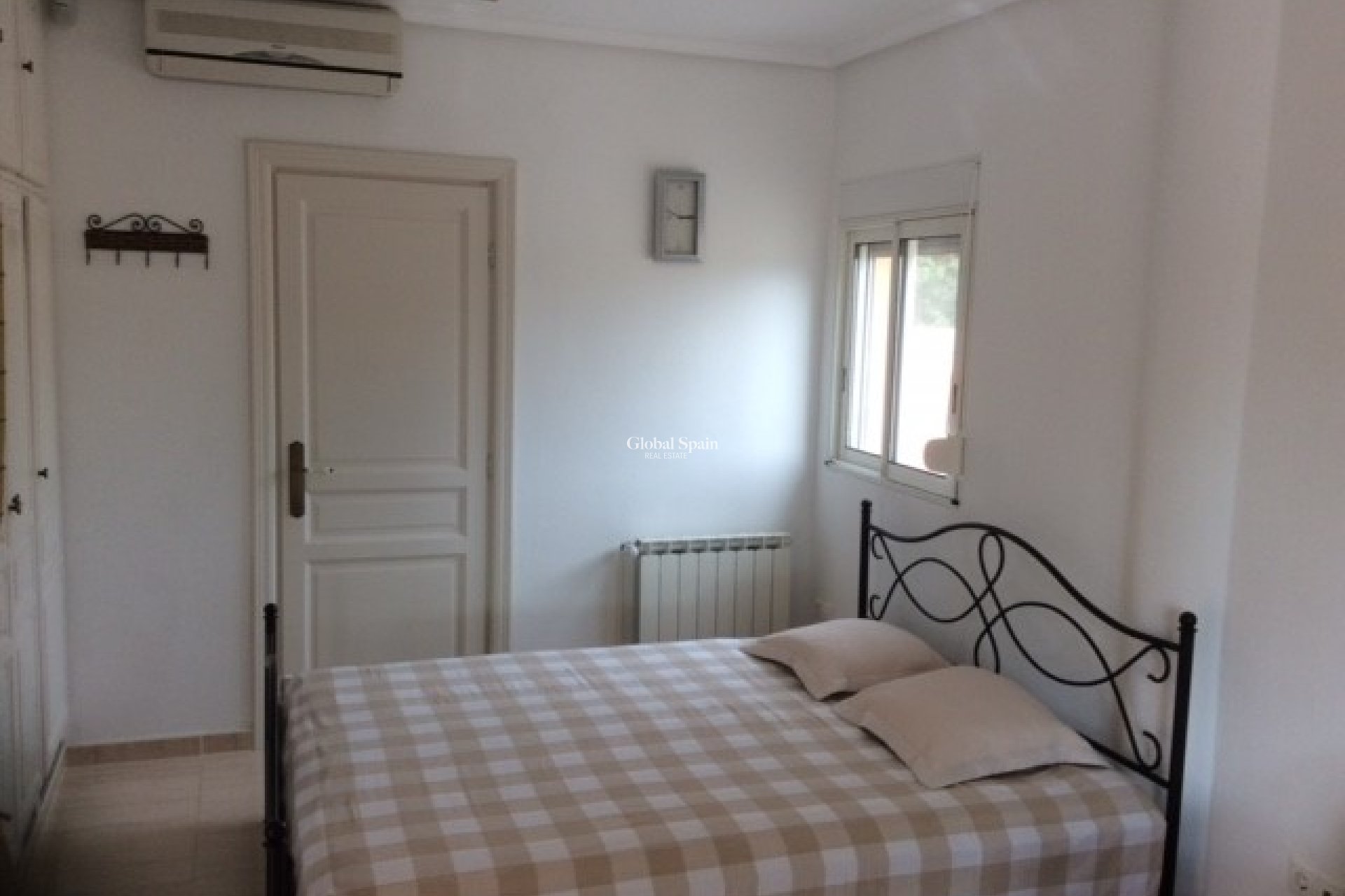 Venta - VILLA -
ELCHE