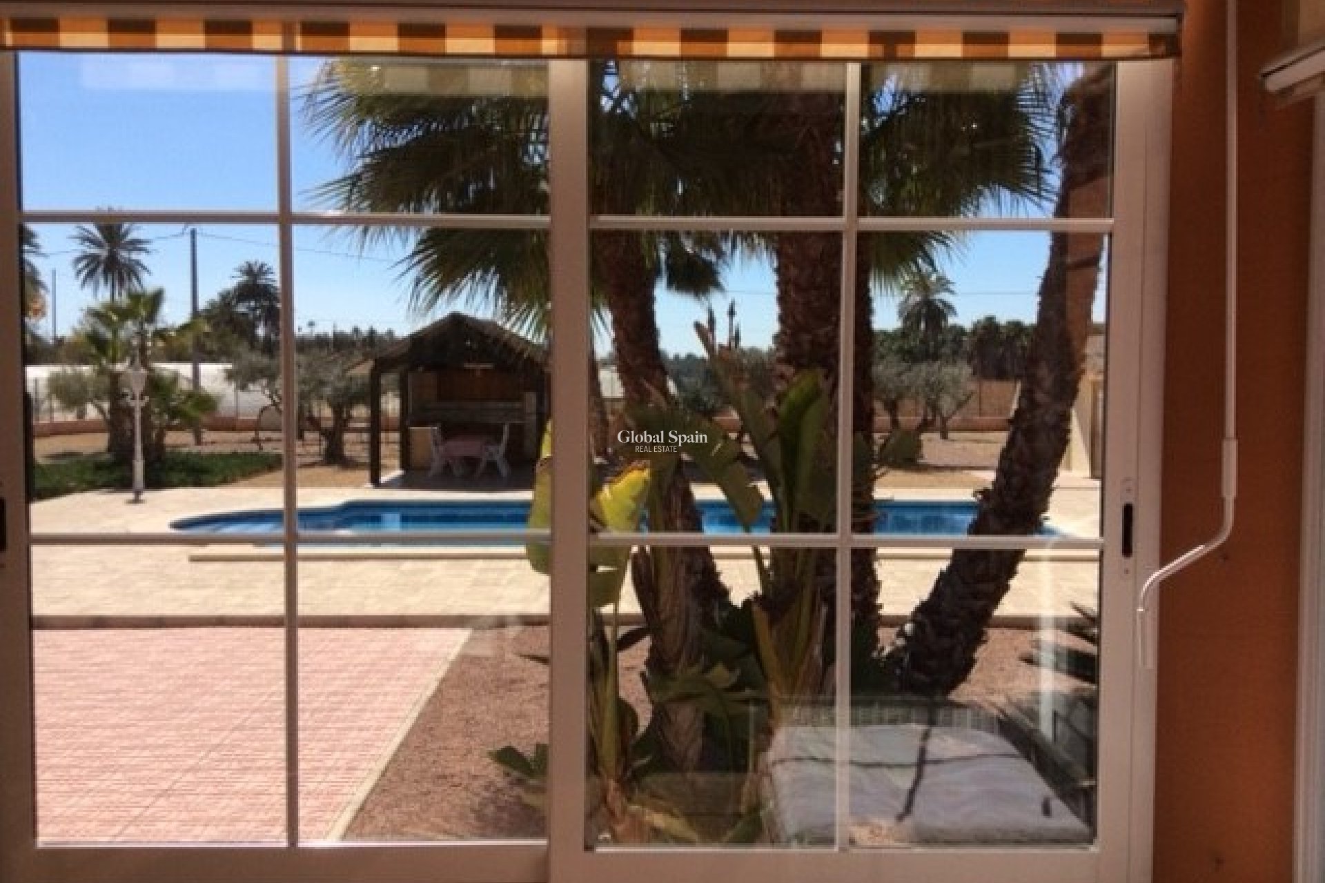 Venta - VILLA -
ELCHE