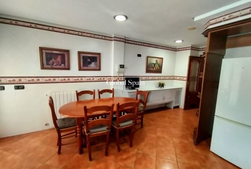 Venta - VILLA -
ELDA - Inland