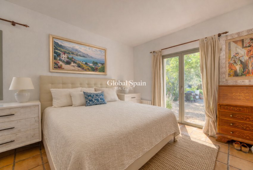 Venta - VILLA -
ESPORLES - optional location detail