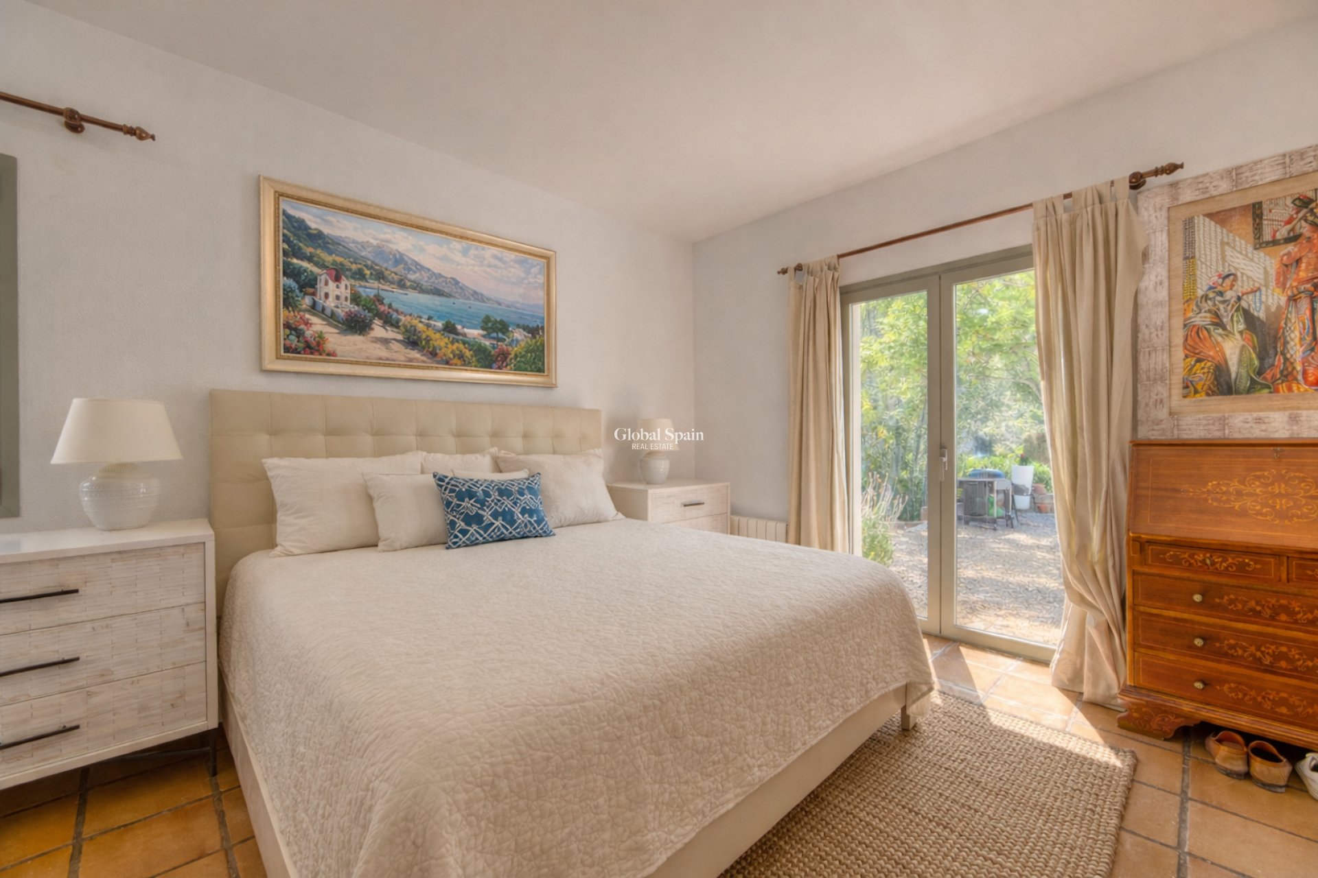 Venta - VILLA -
ESPORLES - optional location detail