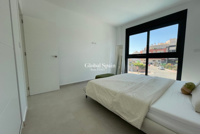 Venta - VILLA -
FORMENTERA DEL SEGURA - Costa Blanca