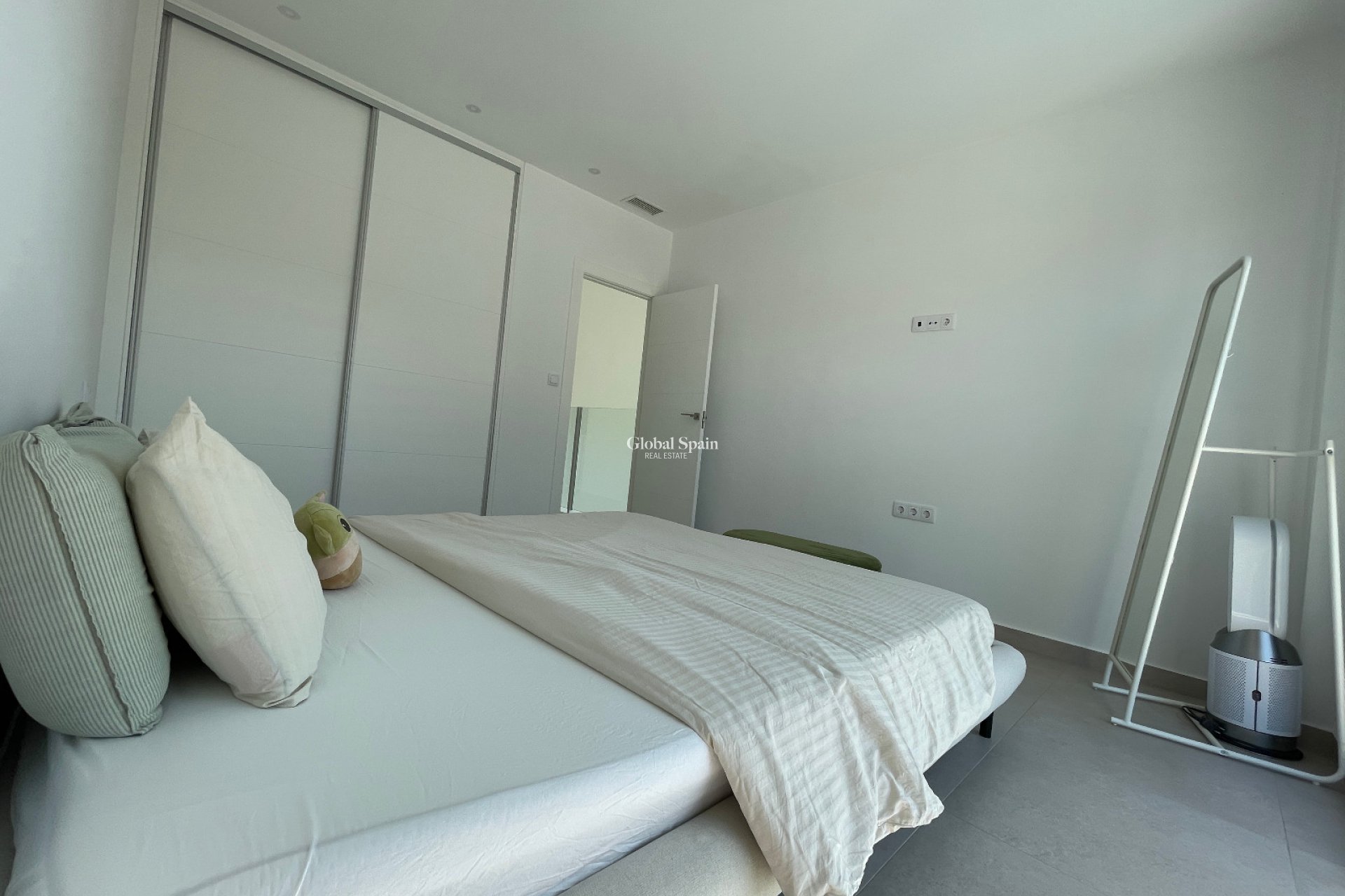 Venta - VILLA -
FORMENTERA DEL SEGURA - Costa Blanca