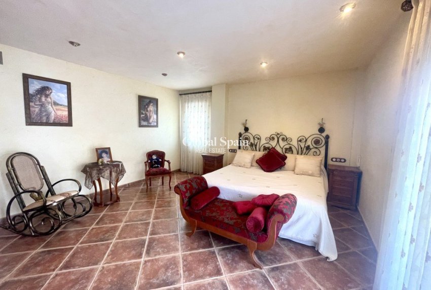 Venta - VILLA -
FORMENTERA DEL SEGURA - Costa Blanca