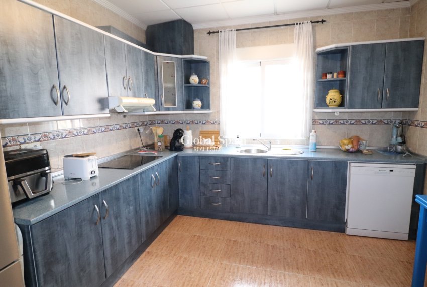 Venta - VILLA -
FORTUNA - Inland