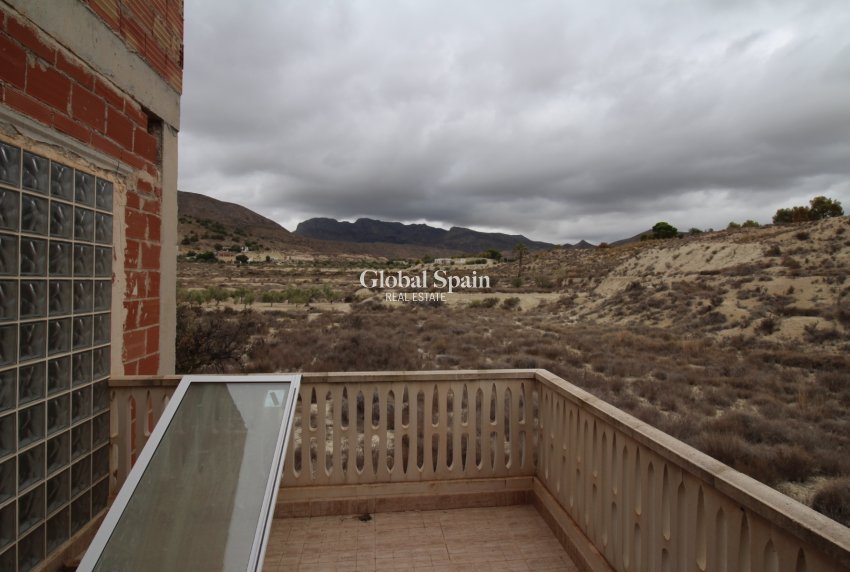 Venta - VILLA -
FORTUNA - Inland