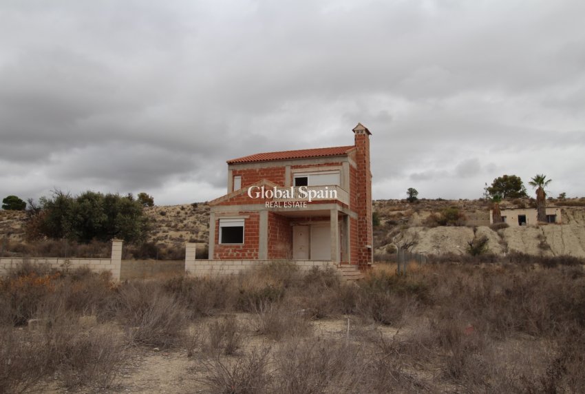 Venta - VILLA -
FORTUNA - Inland