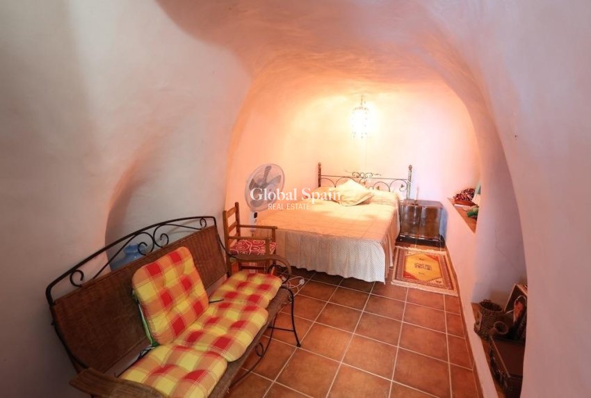 Venta - VILLA -
FORTUNA - Inland