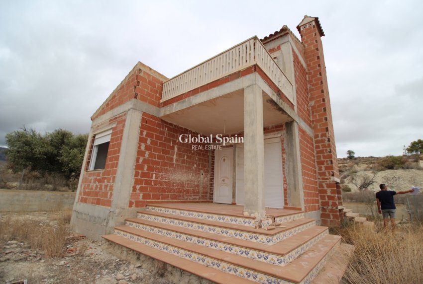 Venta - VILLA -
FORTUNA - Inland