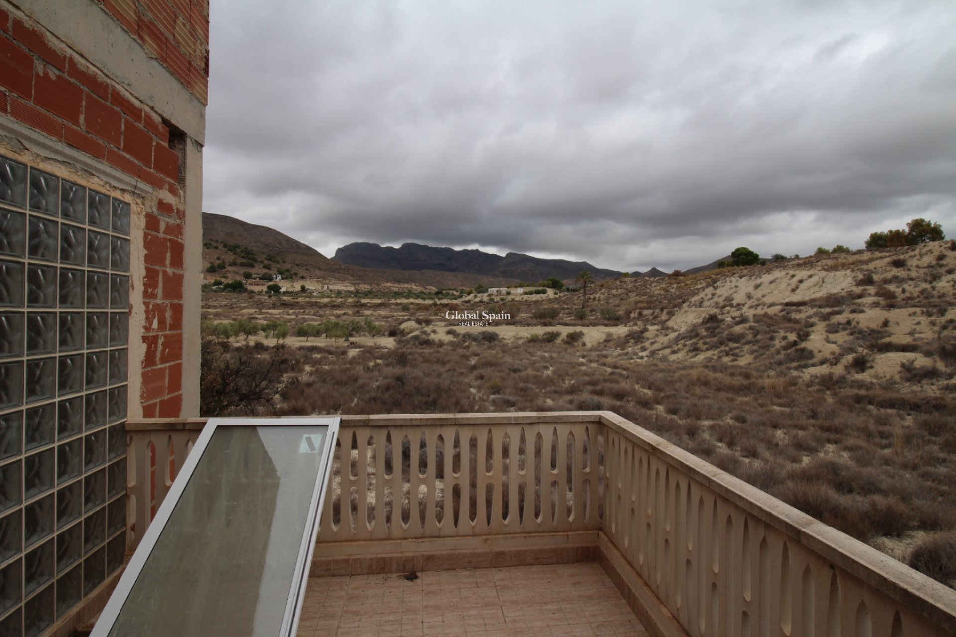 Venta - VILLA -
FORTUNA - Inland