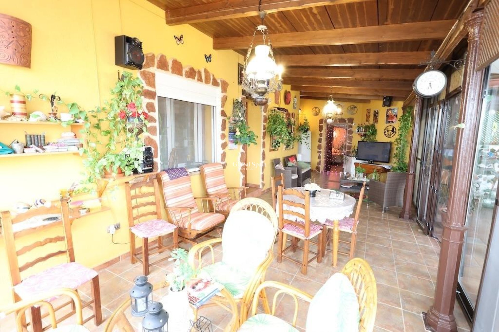 Venta - VILLA -
FORTUNA - Inland