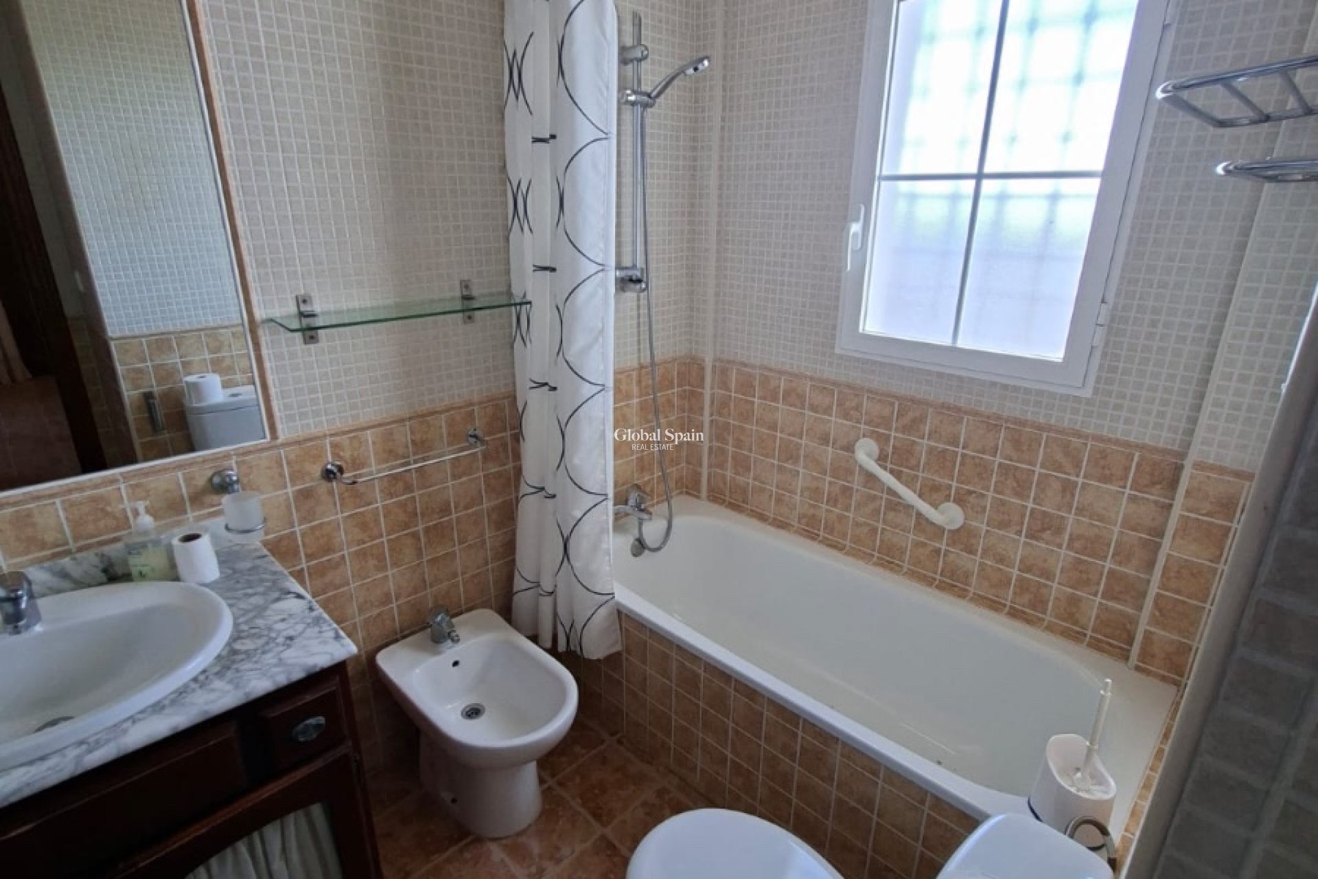 Venta - VILLA -
FORTUNA - Inland
