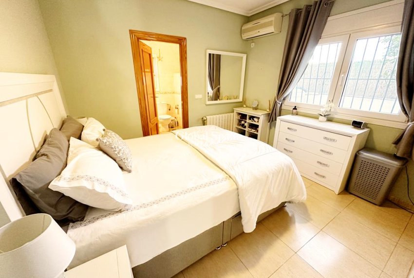 Venta - VILLA -
GEA Y TRUYOLS - Inland