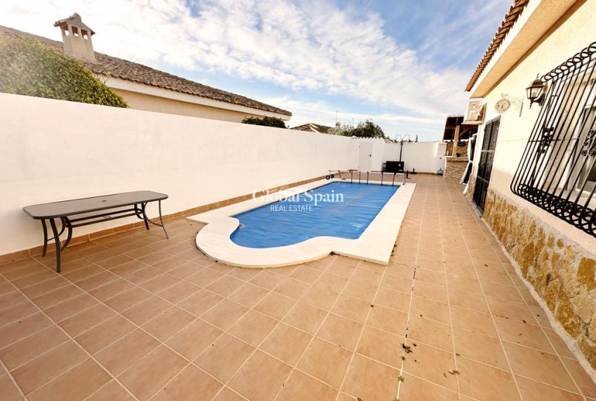 Venta - VILLA -
GEA Y TRUYOLS - Inland