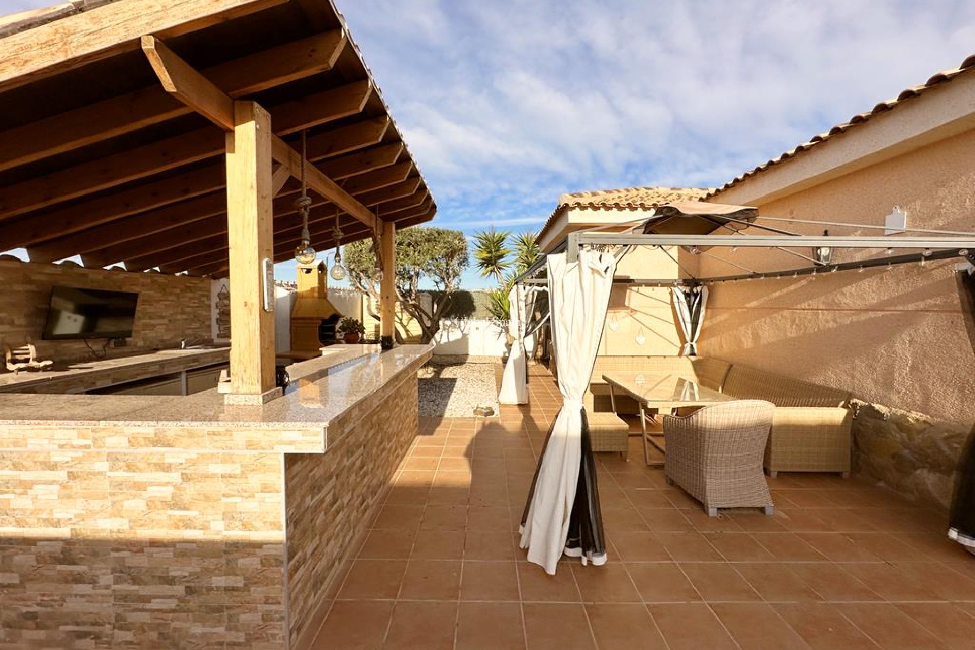 Venta - VILLA -
GEA Y TRUYOLS - Inland