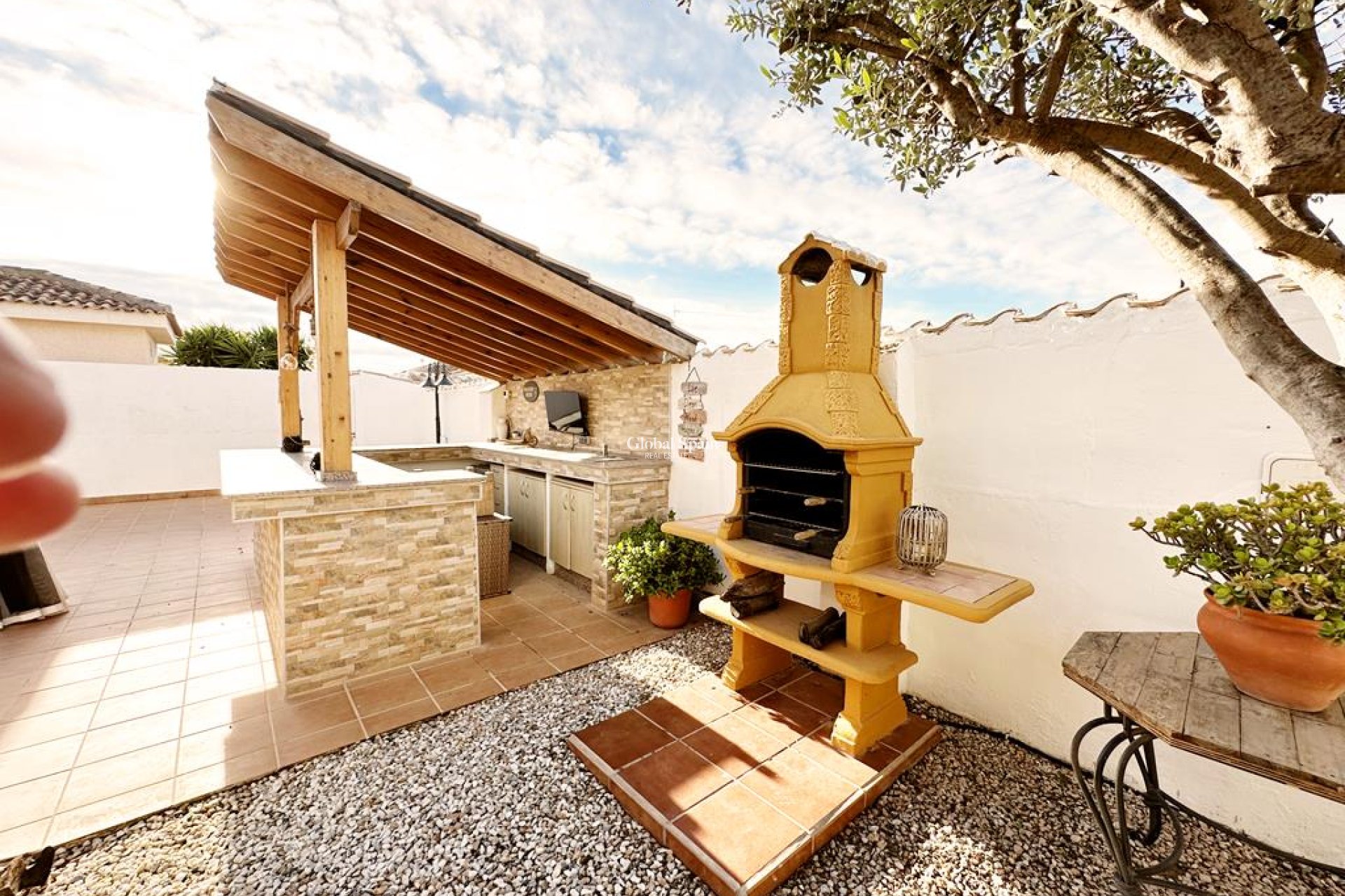 Venta - VILLA -
GEA Y TRUYOLS - Inland