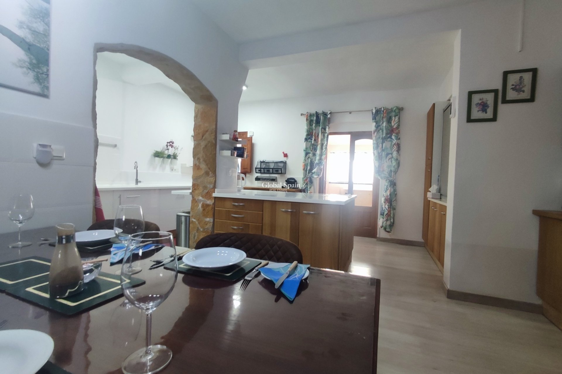 Venta - VILLA -
GEA Y TRUYOLS - Inland