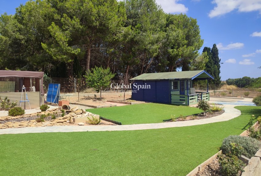 Venta - VILLA -
GEA Y TRUYOLS - Inland