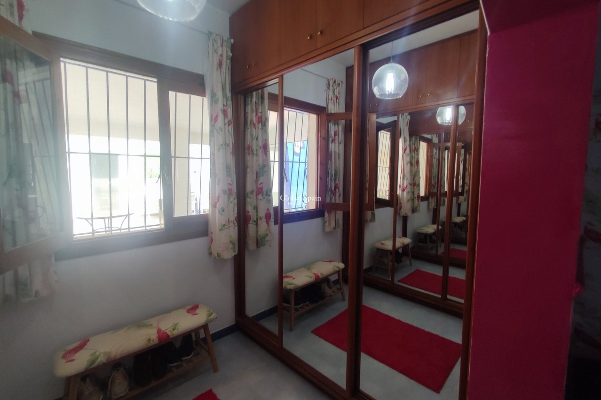 Venta - VILLA -
GEA Y TRUYOLS - Inland