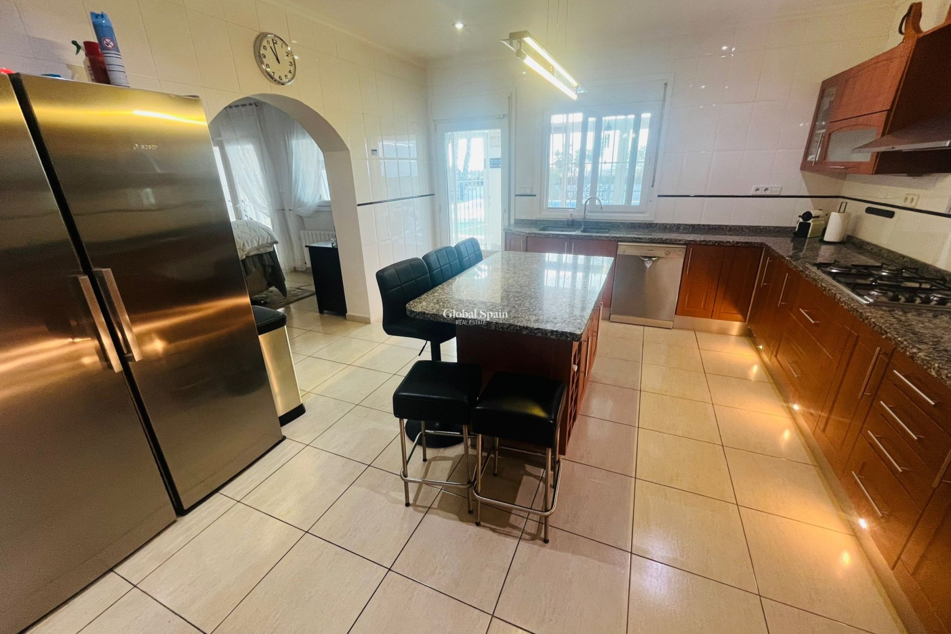 Venta - VILLA -
GEA Y TRUYOLS - Inland