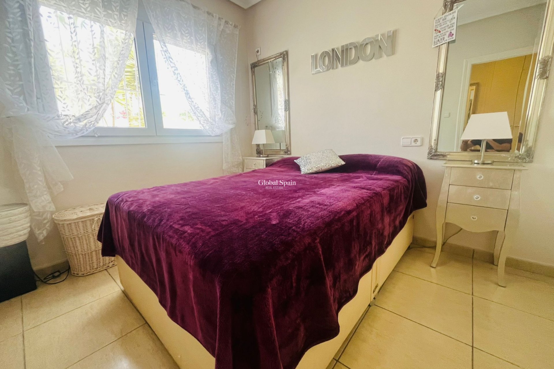 Venta - VILLA -
GEA Y TRUYOLS - Inland