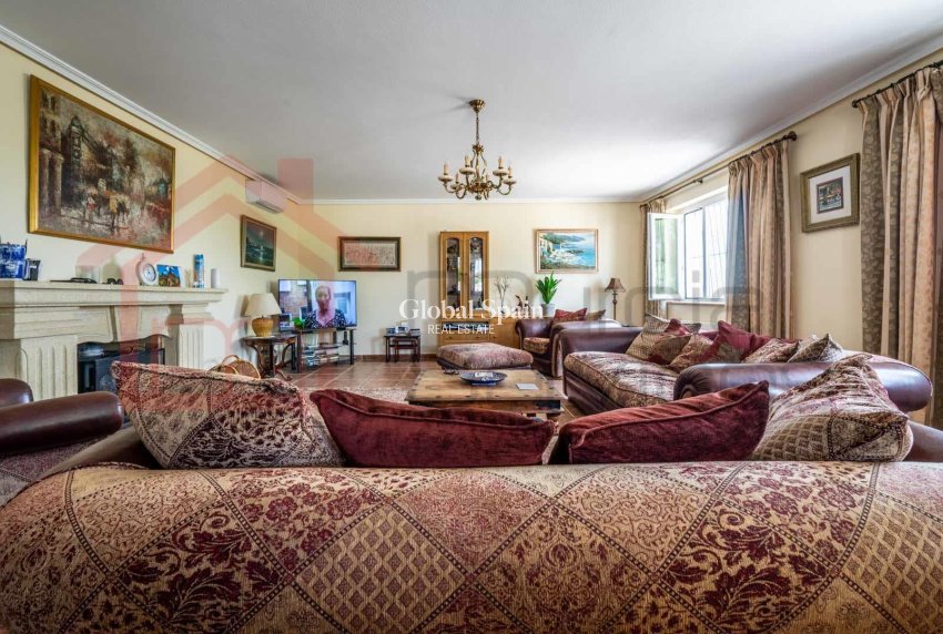 Venta - VILLA -
GEA Y TRUYOLS - Inland