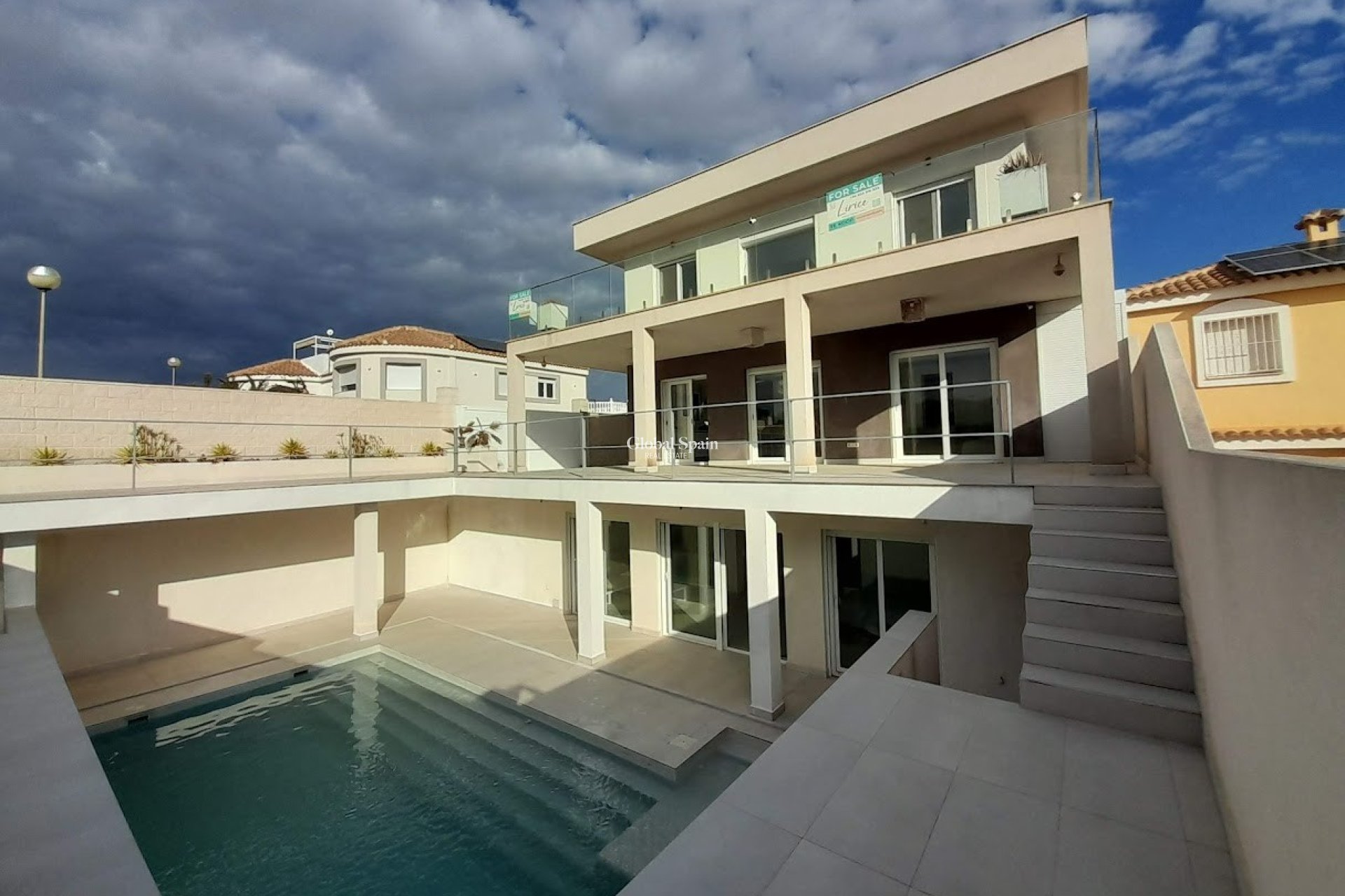 Venta - VILLA -
GRAN ALACANT - Costa Blanca