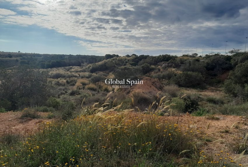 Venta - VILLA -
GRAN ALACANT - Costa Blanca